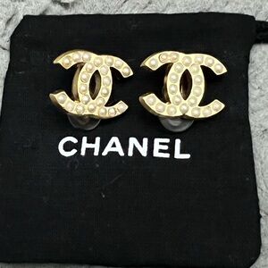 Chanel Faux Pearl and Yellow Gold Plated CC Stud Earrings